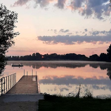 Auszeit-Ort Mit Wohlfuehl-Garantie Leilighet Neu-Ulm Eksteriør bilde